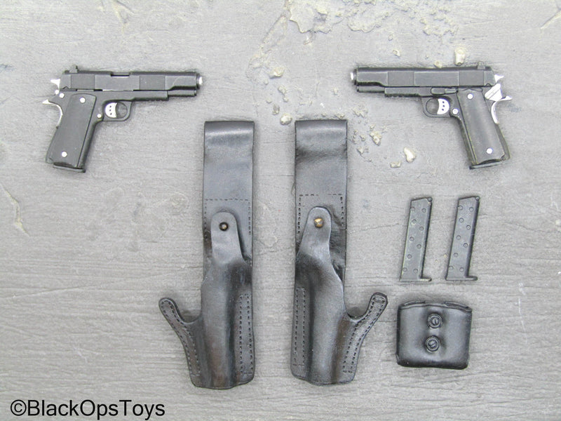 Load image into Gallery viewer, The Expendables - Barney Ross - 1911 Pistol Set w/Holsters
