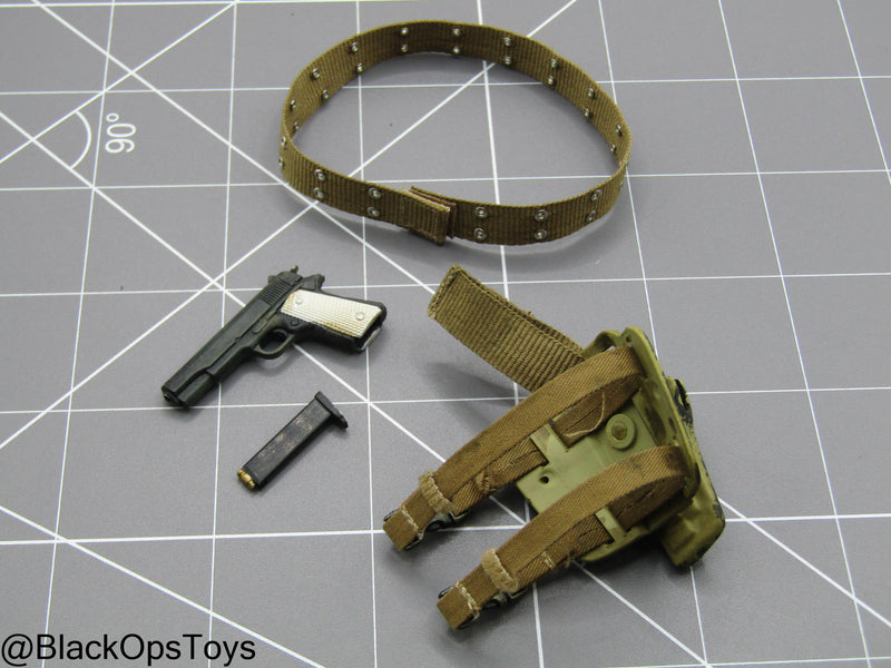 Load image into Gallery viewer, BVS - Knightmare Batman - 1911 Pistol w/Drop Leg Holster
