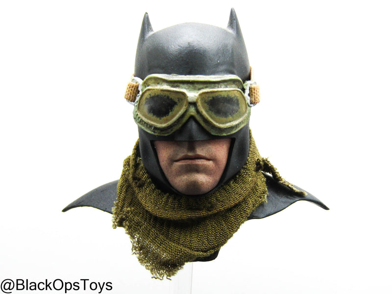 Load image into Gallery viewer, BVS - Knightmare Batman - Male Headsculpt w/Cowl &amp; Mouths
