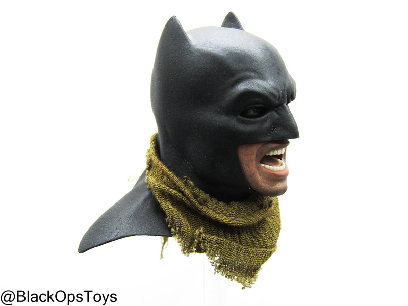 Load image into Gallery viewer, BVS - Knightmare Batman - Male Headsculpt w/Cowl &amp; Mouths
