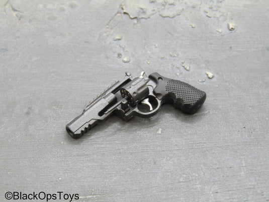 Punishman Frank - Revolver Pistol w/Moving Chamber