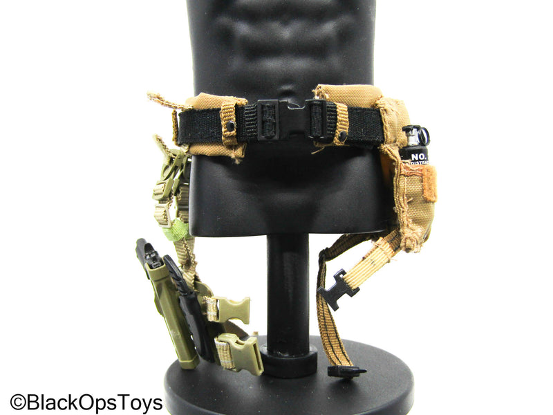 Load image into Gallery viewer, USMC Belt w/Black Pistol, Holster, &amp; Accessories (Soldier Story)
