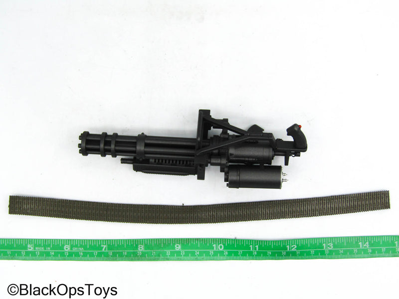 Load image into Gallery viewer, Punishman Frank - M134 Minigun w/Bullet Chain
