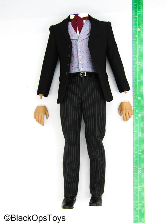 Doc Holliday - Male Dressed Body w/Dress Suit & Shoes