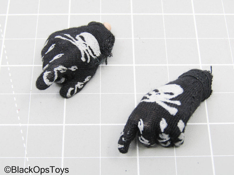 Load image into Gallery viewer, Black Skull Gloves w/Hands &amp; Pegs (Soldier Story)
