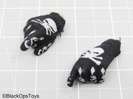 Black Skull Gloves w/Hands & Pegs (Soldier Story)