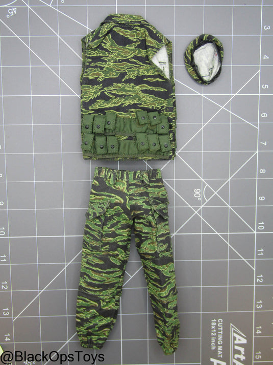 Bam 1/6 Vietnam Era Tiger Stripe Camo Uniform Set (Hot Toys)