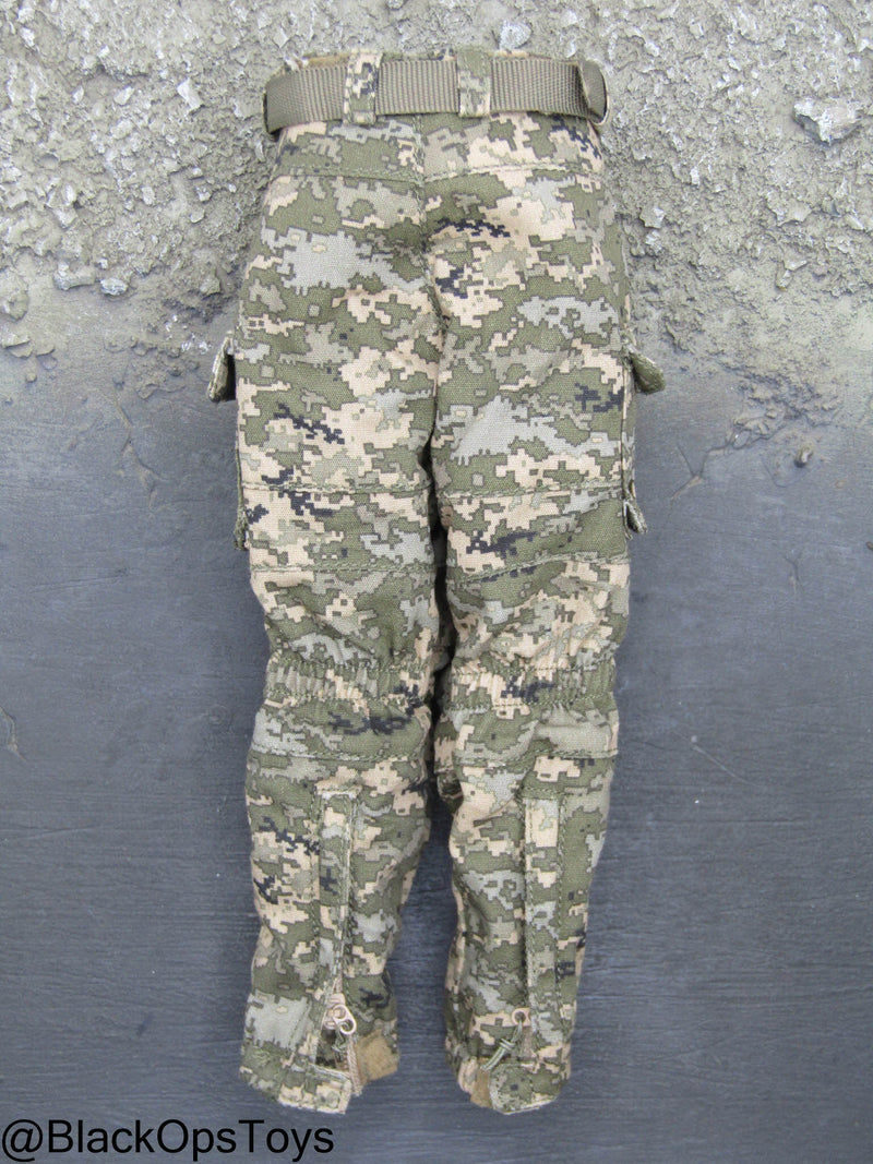 Load image into Gallery viewer, Ukraine Anti Tank Gunner - MM-14 Camo Uniform Set
