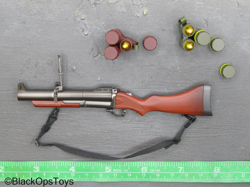 Load image into Gallery viewer, Resident Evil 2 - Claire Redfield - 40mm Grenade Launcher w/Ammo
