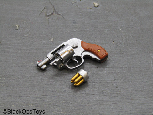 Resident Evil 2 - Claire Redfield - Snub Nose Revolver Pistol w/Moving Action