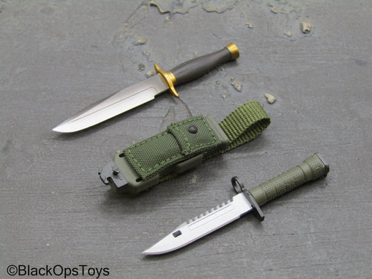 Resident Evil 2 - Claire Redfield - Knife Set w/Sheath
