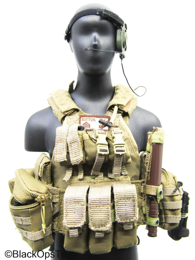 Load image into Gallery viewer, USMC MOLLE Plate Carrier w/Headset &amp; Accessories (Soldier Story)

