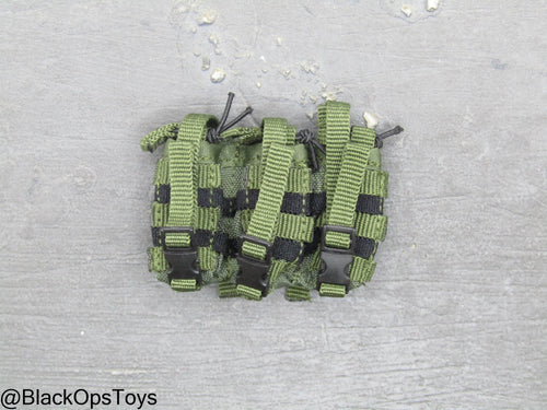 Ukraine Anti Tank Gunner - OD Green MOLLE Triple Cell Mag Pouch