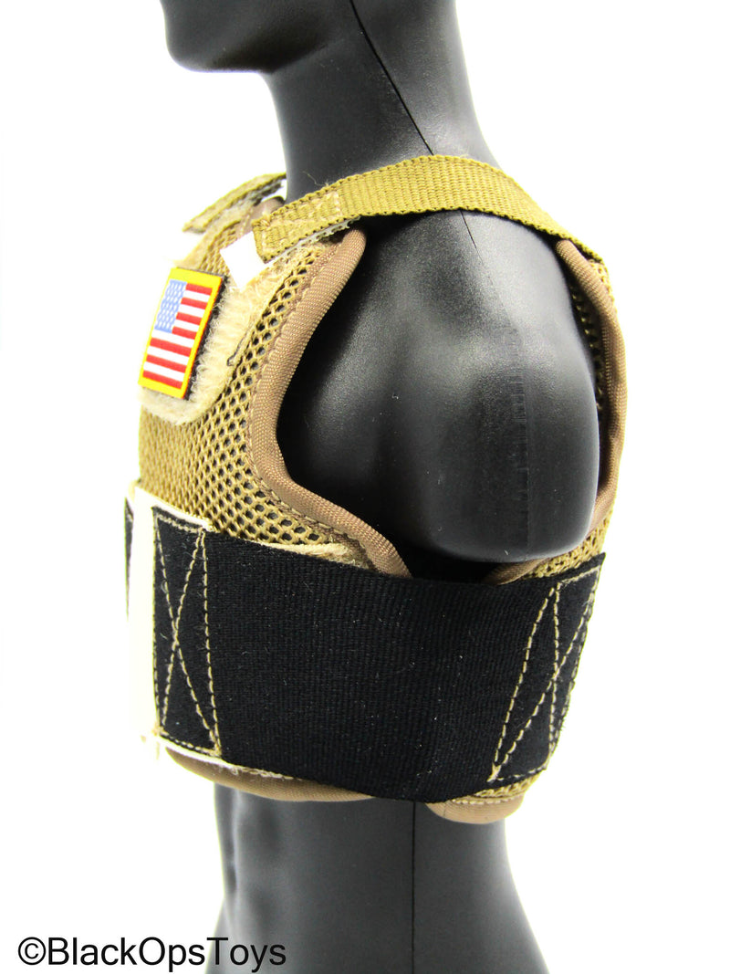 Load image into Gallery viewer, Delta Force SFOD - Tan Body Armor Vest
