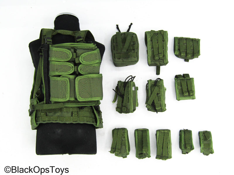 Load image into Gallery viewer, Delta Force SFOD - Green MOLLE Vest w/Pouch Set

