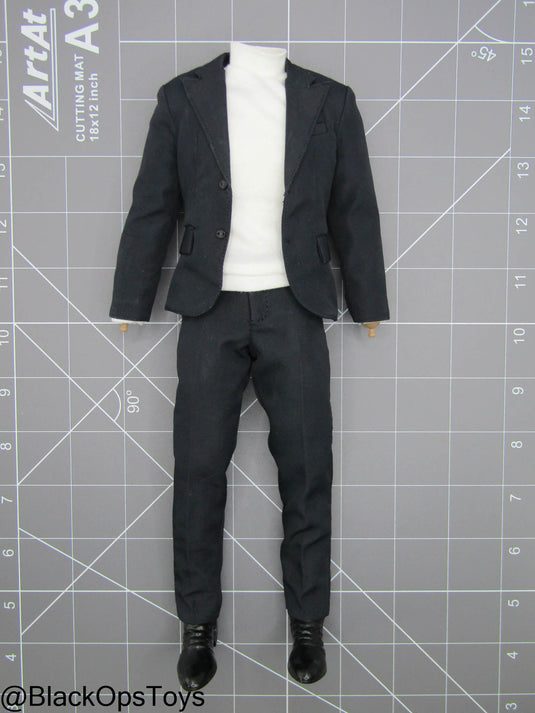 JW Chapter 4 - Caine - Male Dressed Body