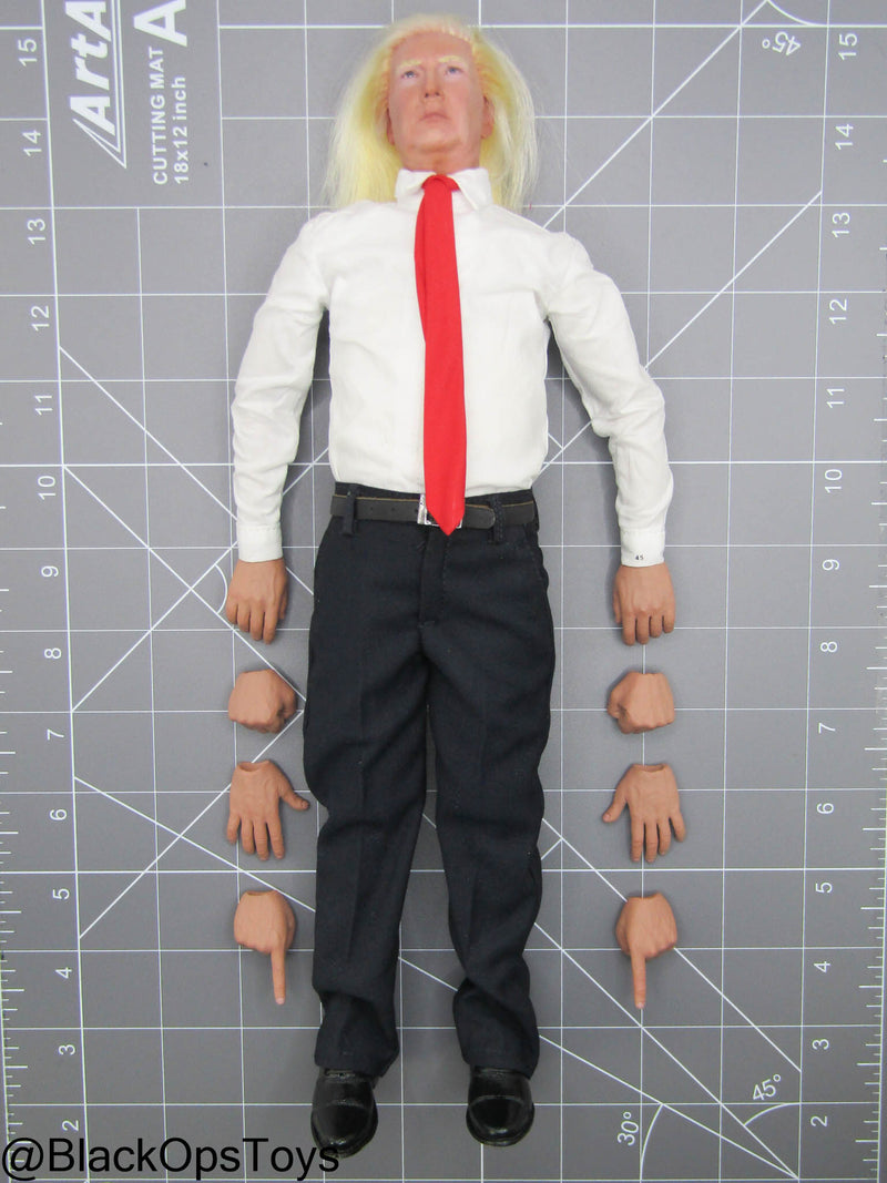 Load image into Gallery viewer, 2020 - President Donald Trump - Male Dressed Body w/Headsculpt
