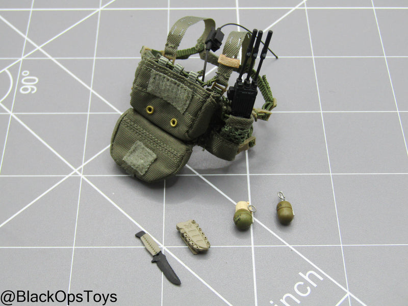 Load image into Gallery viewer, 1/12 - SALVO Black Ops - Unknown Operator - Chest Rig Set
