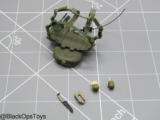 1/12 - SALVO Black Ops - Unknown Operator - Chest Rig Set