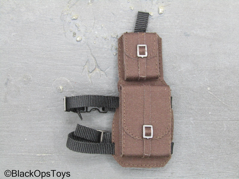 Load image into Gallery viewer, Avalanche Leader - Brown Drop Leg Pouch (Type 1)
