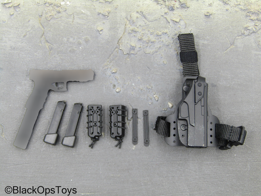 Task Force 58 PO1 Brad - Pistol w/Black Drop Leg Holster