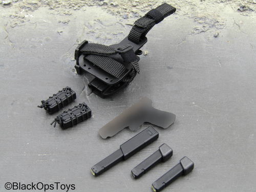 Task Force 58 PO1 Brad - Pistol w/Black Drop Leg Holster