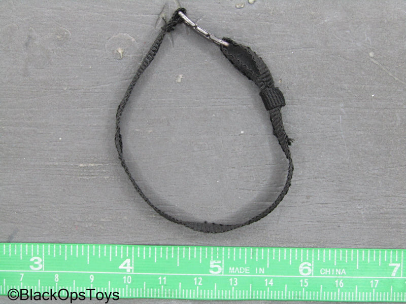 Load image into Gallery viewer, Avalanche Leader - Black Belt w/Metal Buckle
