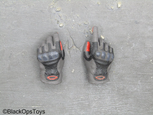 ZERT AMG Juggernaut - Male Grey & Red Gloved Hand Set