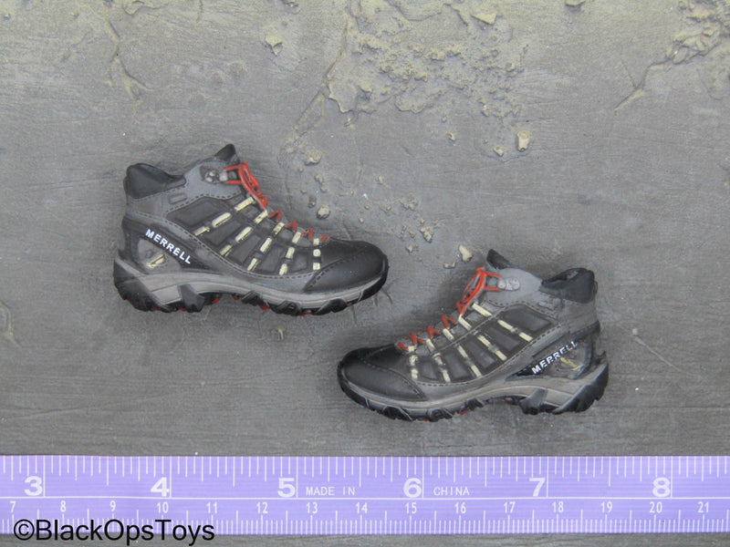 Load image into Gallery viewer, ZERT AMG Juggernaut - Male Grey &amp; Red Combat Shoes (Peg Type)
