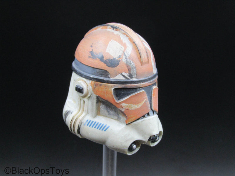 Load image into Gallery viewer, Star Wars - Custom Weathered 332nd Company Clone Trooper Helmet

