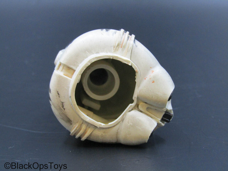 Load image into Gallery viewer, Star Wars - Custom Weathered 332nd Company Clone Trooper Helmet
