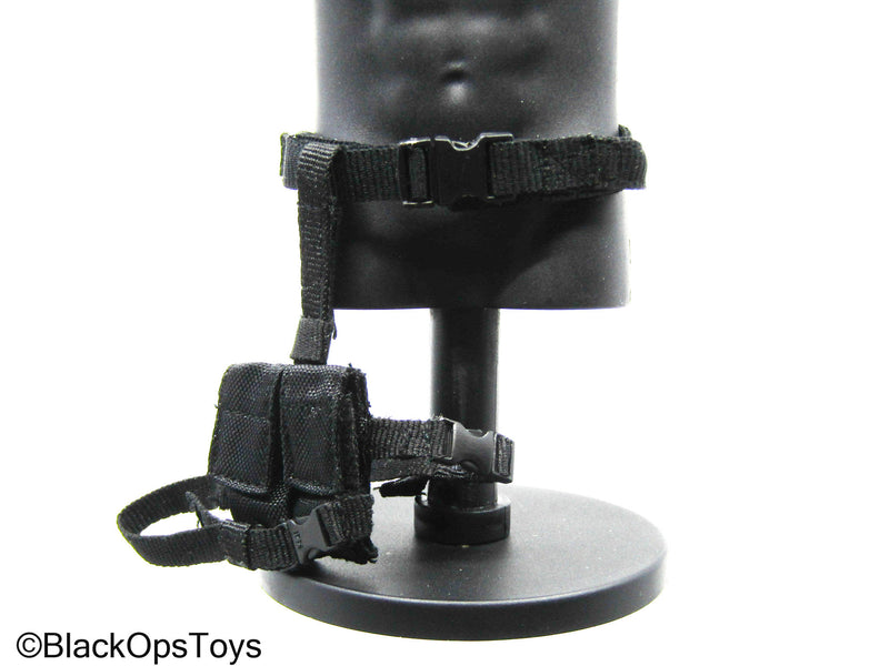 Load image into Gallery viewer, Black Belt w/Drop Leg Pouch

