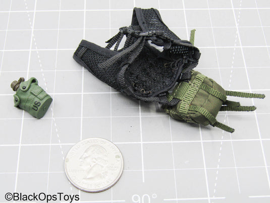 1/12 Black Hawk Down Vest w/Pouch & Canteen