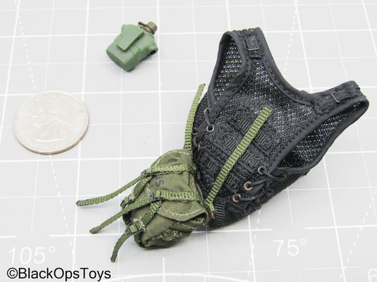 1/12 Black Hawk Down Vest w/Pouch & Canteen