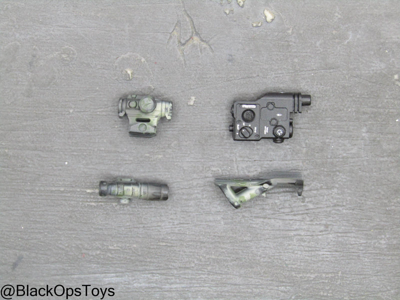Load image into Gallery viewer, SOBR - Version S - Red Dot Sight, PEQ, Foregrip, &amp; Tac Light Set
