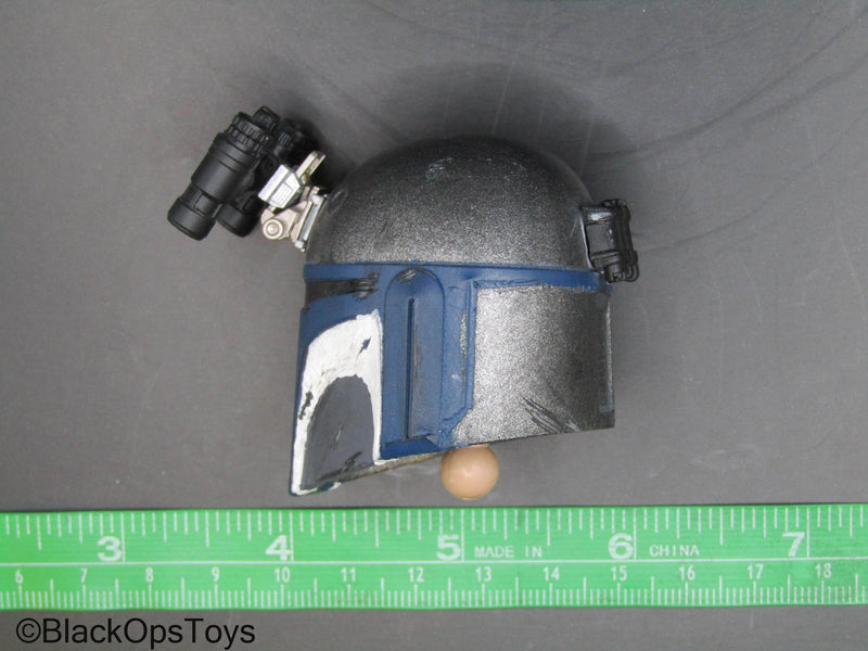 Load image into Gallery viewer, Star Wars - Custom Painted Mandalorian Helmet w/NVG
