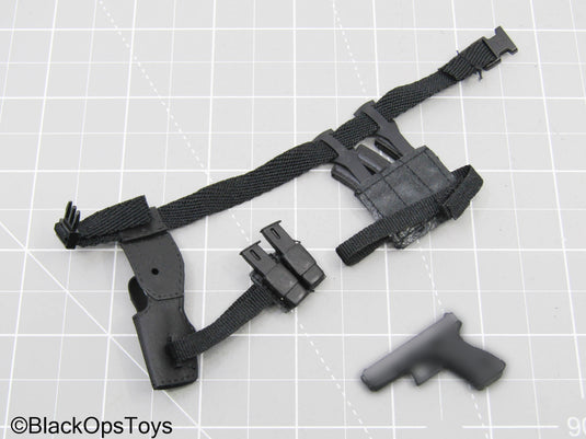 Black Pistol w/Drop Leg Holster & Mag Set