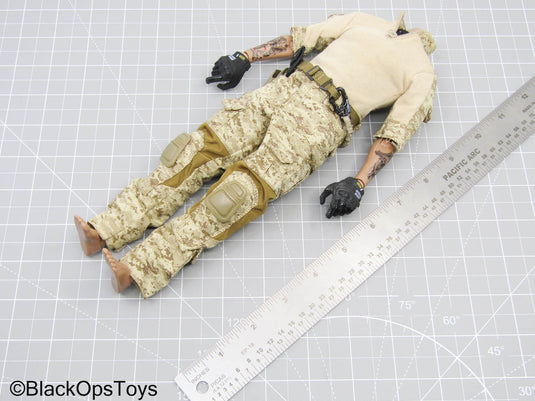 Male Tattoo Full AOR1 Dressed Body w/Gear Set (DAM Toys)