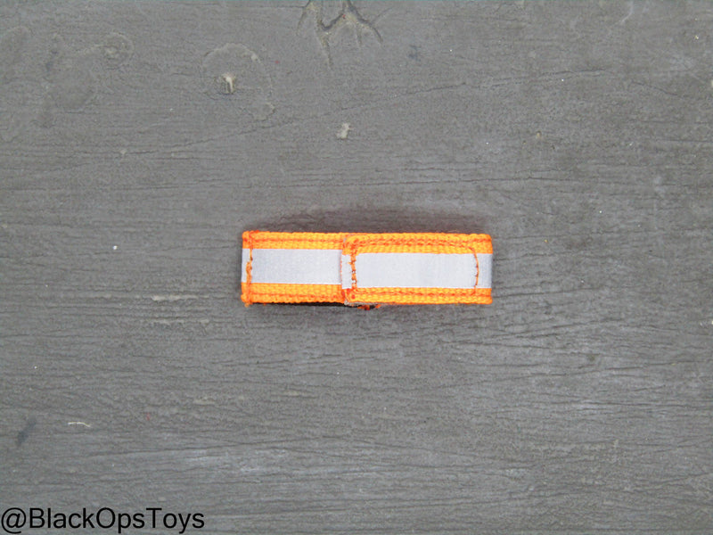 Load image into Gallery viewer, SOBR - Version S - Reflective Armband
