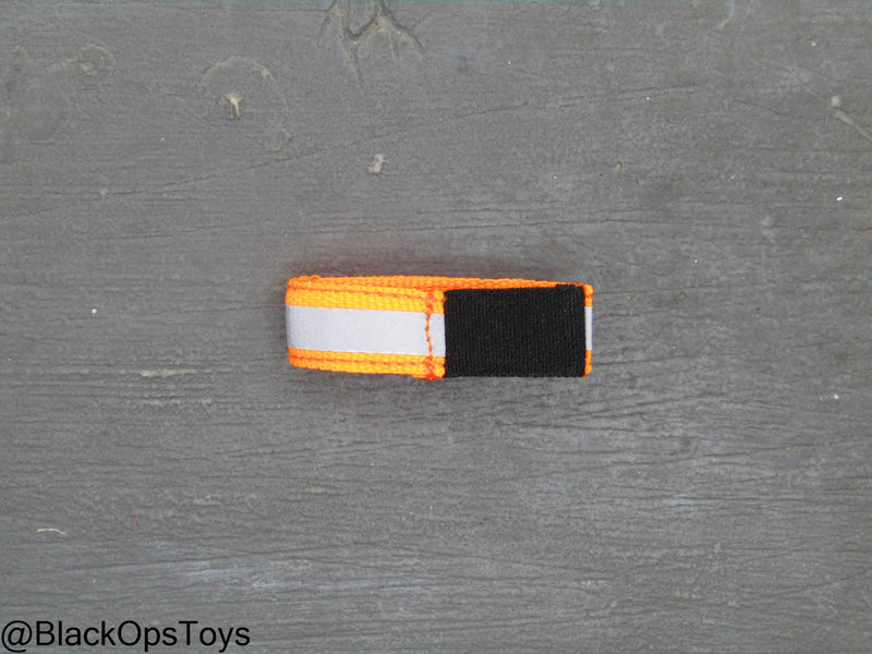 Load image into Gallery viewer, SOBR - Version S - Reflective Armband
