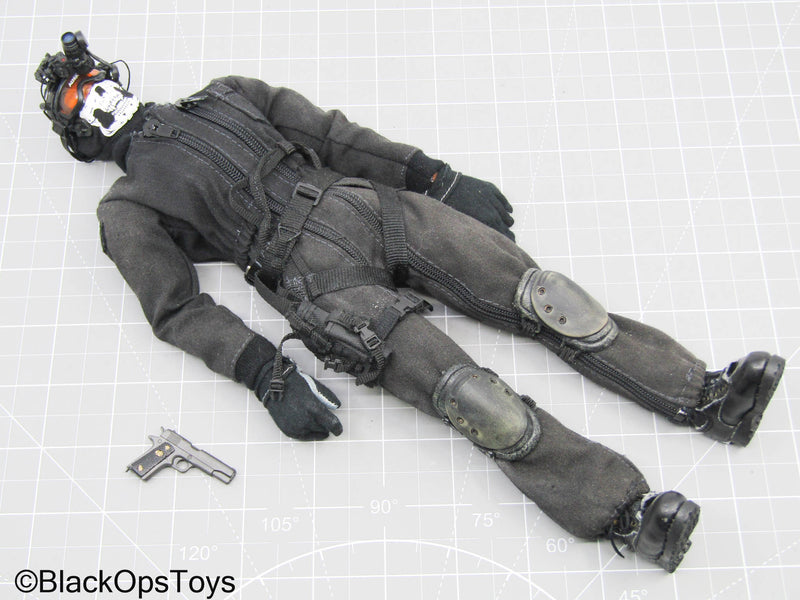 Load image into Gallery viewer, Male Full Dressed Body w/Headsculpt, Headgear, &amp; Pistol Set
