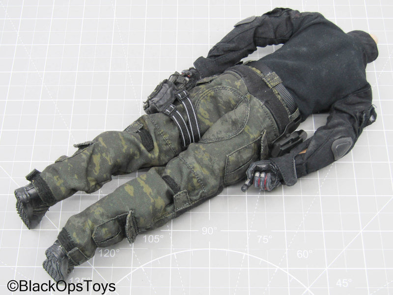 Load image into Gallery viewer, Male Full Dressed Body w/Gear Set
