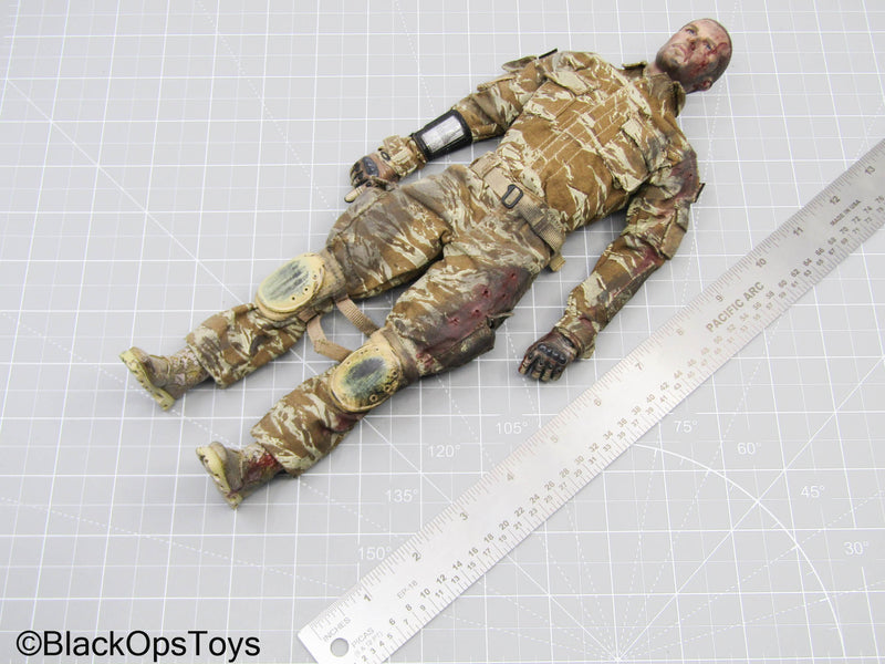 Load image into Gallery viewer, Male Full Weathered Dressed Body w/Headsculpt &amp; (Hot Toys)
