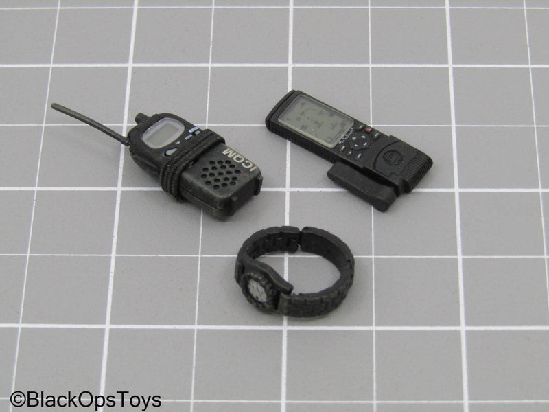 Load image into Gallery viewer, Black Watch w/Radio
