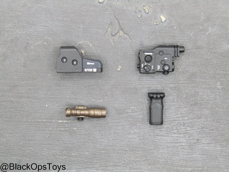 Load image into Gallery viewer, SOBR - Version R - Red Dot Sight, PEQ, Foregrip, &amp; Tac Light Set
