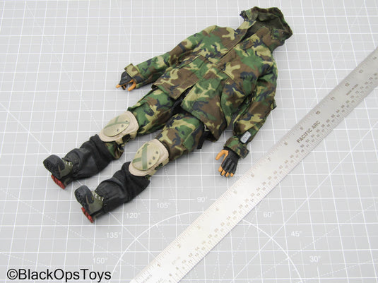 Male Mountain Ops Full Multicam Camo Dressed Body (Hot Toys)