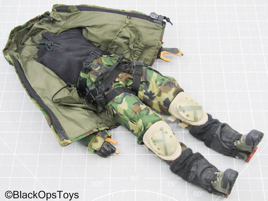 Male Mountain Ops Full Multicam Camo Dressed Body (Hot Toys)
