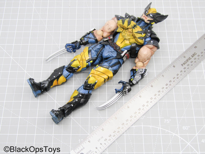 Load image into Gallery viewer, Other Scale Wolverine Figure w/Extra Headsculpt &amp; Hands
