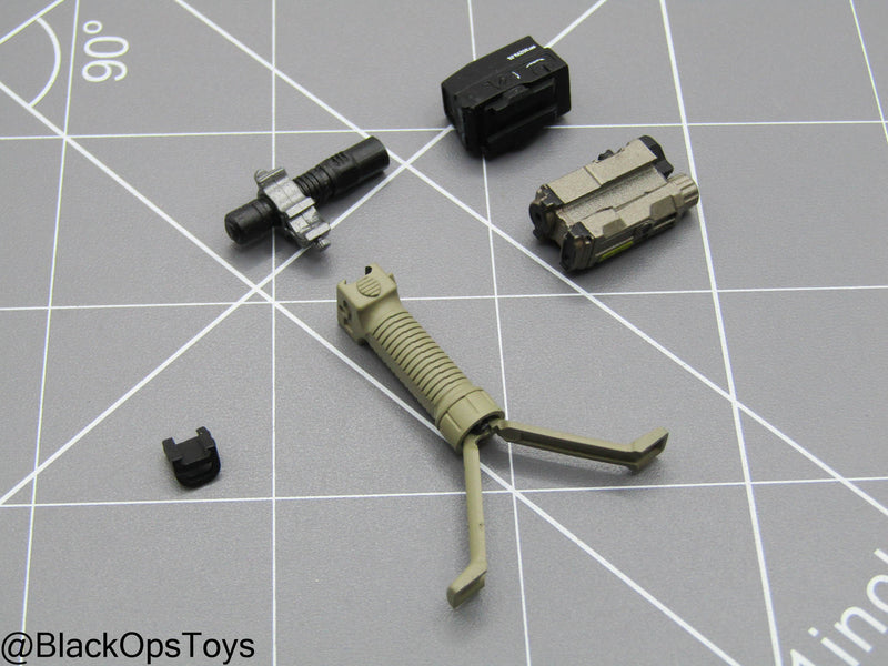 Load image into Gallery viewer, PMC - Weapon Specialist - Weapon Attachment Set
