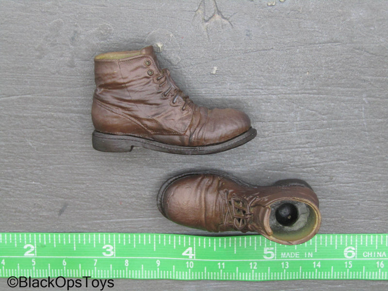 Load image into Gallery viewer, The Shawshank Redemption - Brown Shoes (Peg Type)
